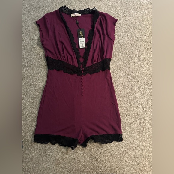 NWT! $128 retail Beach Bunny Anise Romper in oxblood - Picture 2 of 4